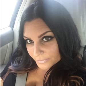 Meet your Posher, Marilyn